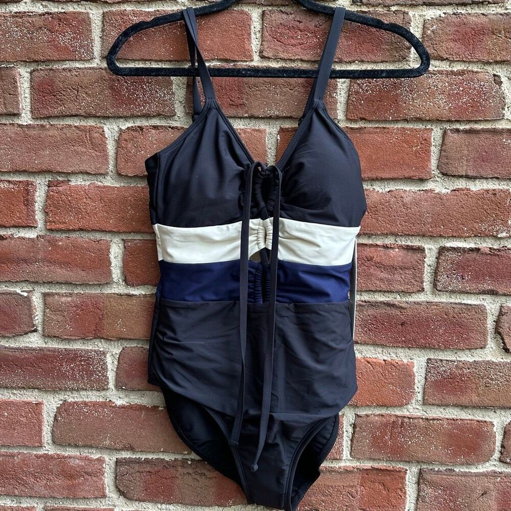 Magicsuit $174 Block Party Alice One Piece Swimsuit Black Cream Navy Size 6-8 NE